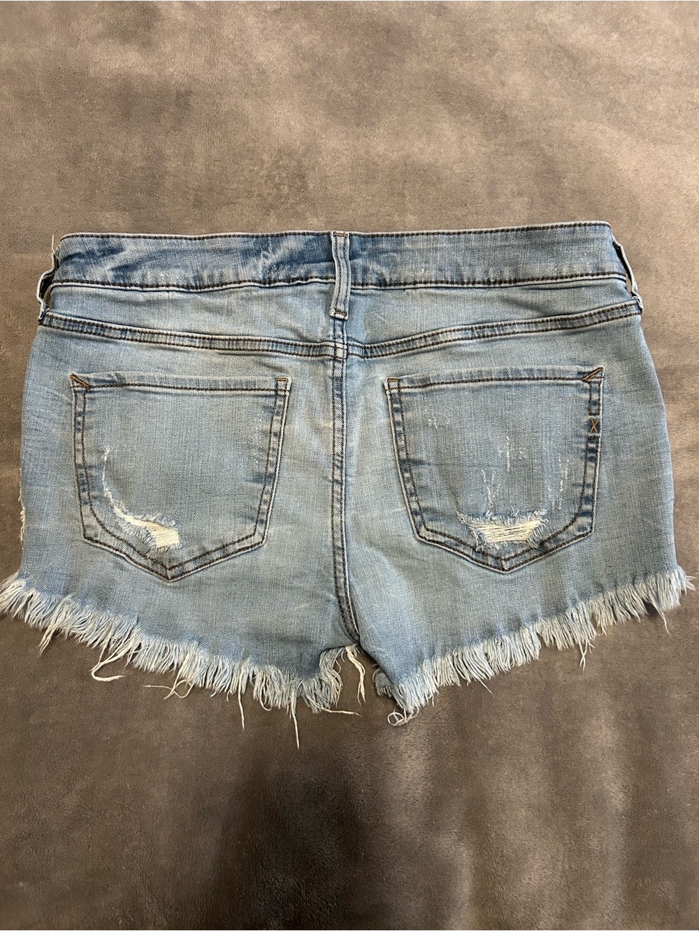 Express Low Rise Shortie Shorts - Picture 2 of 3